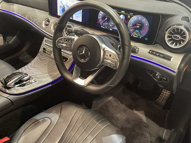 メルセデス・ベンツ ＣＬＳ４５０ 4マチック スポーツ 新潟県 2019(平31)年 4.3万km オブシディアンブラック エクスクルーシブパッケージ/-本革シート（ナッパレザー）/-ヘッドアップディスプレイ/-シートベンチレーター（フロント）/-Burmesterサラウンド・サウンド・システム/-AIR BODY CONTROLサスペンション/ガラス・スライディングルーフ/レーダーセーフティパッケージ/COMANDシステム/-12.3インチワイドディスプレイ/-HDDナビゲーション/-フルセグTV/USB/Bluetooth/-AppleCarPlay/Android Auto/-ETC2.0/グレーアッシュウッドインテリア/レザーARTICOダッシュボード/シートヒーター/アンビエントライト/LEDコーナリングアシスト/アダプティブハイビームアシストプラス/360°カメラシステム/アクティブパーキングアシスト