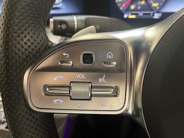 メルセデス・ベンツ ＣＬＳ４５０ 4マチック スポーツ 新潟県 2019(平31)年 4.3万km オブシディアンブラック エクスクルーシブパッケージ/-本革シート（ナッパレザー）/-ヘッドアップディスプレイ/-シートベンチレーター（フロント）/-Burmesterサラウンド・サウンド・システム/-AIR BODY CONTROLサスペンション/ガラス・スライディングルーフ/レーダーセーフティパッケージ/COMANDシステム/-12.3インチワイドディスプレイ/-HDDナビゲーション/-フルセグTV/USB/Bluetooth/-AppleCarPlay/Android Auto/-ETC2.0/グレーアッシュウッドインテリア/レザーARTICOダッシュボード/シートヒーター/アンビエントライト/LEDコーナリングアシスト/アダプティブハイビームアシストプラス/360°カメラシステム/アクティブパーキングアシスト