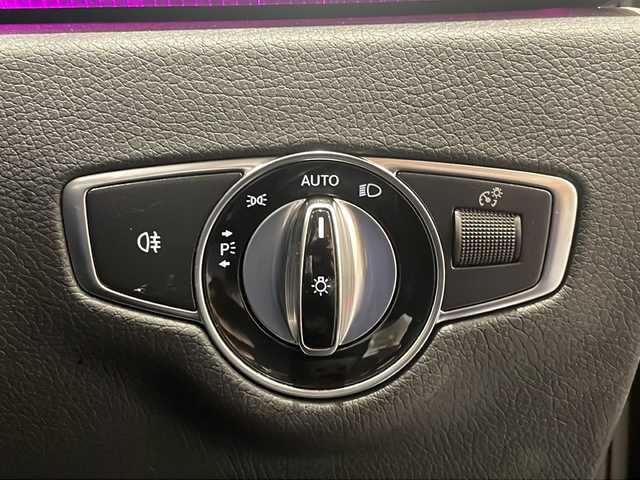 メルセデス・ベンツ ＣＬＳ４５０ 4マチック スポーツ 新潟県 2019(平31)年 4.3万km オブシディアンブラック エクスクルーシブパッケージ/-本革シート（ナッパレザー）/-ヘッドアップディスプレイ/-シートベンチレーター（フロント）/-Burmesterサラウンド・サウンド・システム/-AIR BODY CONTROLサスペンション/ガラス・スライディングルーフ/レーダーセーフティパッケージ/COMANDシステム/-12.3インチワイドディスプレイ/-HDDナビゲーション/-フルセグTV/USB/Bluetooth/-AppleCarPlay/Android Auto/-ETC2.0/グレーアッシュウッドインテリア/レザーARTICOダッシュボード/シートヒーター/アンビエントライト/LEDコーナリングアシスト/アダプティブハイビームアシストプラス/360°カメラシステム/アクティブパーキングアシスト