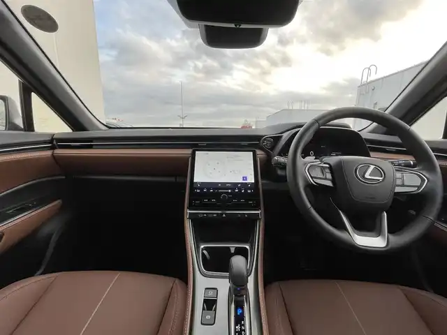 レクサス ＬＢＸ リラックス 東京都 2024(令6)年 0.3万km ブラックマイカ ワンオーナー/純正ナビ/３６０°カメラ/ＬＥＤヘッドライト/ステアリングヒーター/アドバンスドドライブ/ＡｐｐｌｅＣａｒＰｌａｙ/ＡｎｄｏｒｏｉｄＡｕｔｏ/パワーリアゲート/アドバンスドパーク