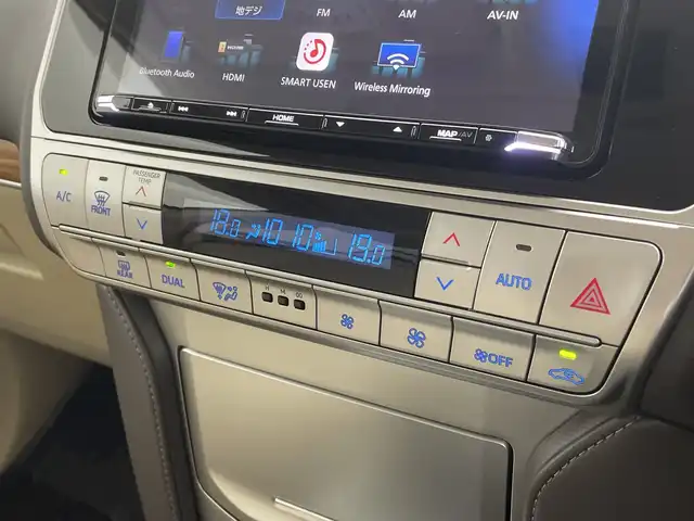 トヨタ ランドクルーザー プラド TX Lパッケージ マットブラED 新潟県 2023(令5)年 1万km 黒 4WD/社外ナビ/Bluetooth/フルセグTV/ETC/前方ドライブレコーダー/純正フロアマット/バックモニター/トヨタセーフティセンス/アダプティブクルーズコントロール/衝突被害軽減装置/サンルーフ/前席パワーシート/前席シートヒーター/前席エアシート/ルーフレール/3列シート/純正18インチAW/横滑り防止装置/盗難防止装置/前後コーナーセンサー/純正LEDヘッドライト/オートライト/オートマチックハイビーム