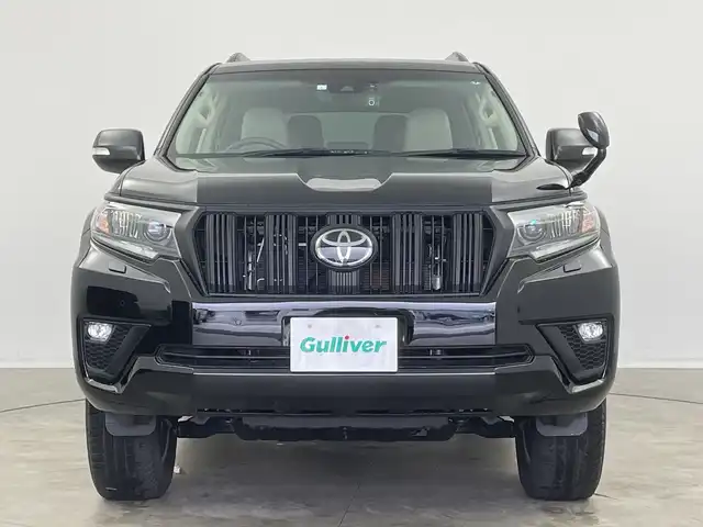 トヨタ ランドクルーザー プラド TX Lパッケージ マットブラED 新潟県 2023(令5)年 1万km 黒 4WD/社外ナビ/Bluetooth/フルセグTV/ETC/前方ドライブレコーダー/純正フロアマット/バックモニター/トヨタセーフティセンス/アダプティブクルーズコントロール/衝突被害軽減装置/サンルーフ/前席パワーシート/前席シートヒーター/前席エアシート/ルーフレール/3列シート/純正18インチAW/横滑り防止装置/盗難防止装置/前後コーナーセンサー/純正LEDヘッドライト/オートライト/オートマチックハイビーム