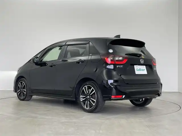 ホンダ フィット e:HEV RS 埼玉県 2023(令5)年 3.5万km クリスタルブラックパール 純正8インチメモリナビ/（CD/DVD/Bluetooth/HDMI/USB/フルセグ）/バックカメラ/レーダークルーズコントロール/ドライブレコーダー/ETC/衝突被害軽減ブレーキ/オートLEDライト/ハーフレザーシート/純正16インチアルミホイール