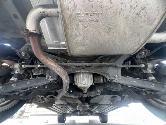 スバル インプレッサ ＸＶ 2．0i 秋田県 2014(平26)年 1.8万km ダークグレーメタリック ４WD/LEDヘッドライト/社外オーディオ（AM/FM/CD）/純正アルミ/リモコンキー/アイドリングストップ/クルーズコントロール/ステアリングスイッチ/MTモード付AT/ETC/パドルシフト/純正フロアマット/純正ドアバイザー/オートライト/オートエアコン/パワーステアリング/パワーウィンドウ/レベライザー/横滑り防止/電動格納ウィンカーミラー/保証書/取扱説明書/記録簿