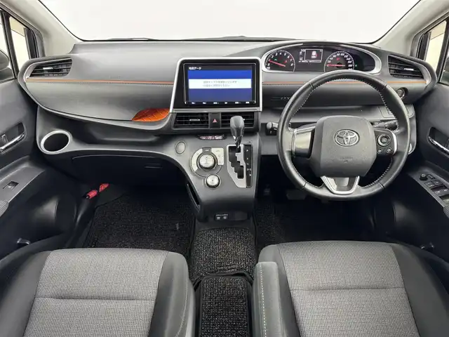 トヨタ シエンタ ファンベースG 福岡県 2019(令1)年 4.7万km ブラックマイカ 純正９型ナビ（フルセグＴＶ）　/バックカメラ　/ビルトインＥＴＣ　/純正前方ドライブレコーダー　/コーナーセンサー　/衝突被害軽減ブレーキ　/レーンキープ　/アクセル踏み間違い防止　/両側電動スライドドア　/純正１５インチＡＷ　/ＬＥＤヘッドライト