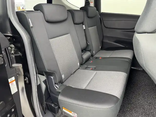 トヨタ シエンタ ファンベースG 福岡県 2019(令1)年 4.7万km ブラックマイカ 純正９型ナビ（フルセグＴＶ）　/バックカメラ　/ビルトインＥＴＣ　/純正前方ドライブレコーダー　/コーナーセンサー　/衝突被害軽減ブレーキ　/レーンキープ　/アクセル踏み間違い防止　/両側電動スライドドア　/純正１５インチＡＷ　/ＬＥＤヘッドライト