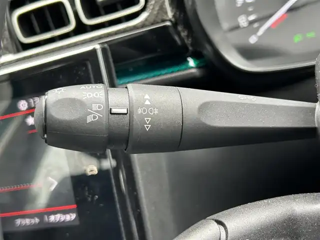 シトロエン シトロエン Ｃ３ フィール 宮崎県 2021(令3)年 1.4万km 青 純正ディスプレイオーディオ/・Bluetooth/・Apple CarPlay/・Android Auto/・AM FM/・USB/社外バックカメラモニター/ETC/リアコーナーセンサー/純正１６インチアルミホイール/トラクションコントロール/クルーズコントロール/・レーンデパーチャーウォーニング/LEDヘッドライト/・オートライト/・オートハイビーム