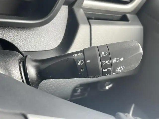 トヨタ タンク カスタムG S 千葉県 2017(平29)年 5.2万km パールホワイトⅢ スマートアシスト２/・衝突軽減ブレーキ/レーンキープアシスト/・踏み間違い防止/純正SDナビ(NSZT-W66T)/・フルセグ/BT/CD/バックカメラ/ステアリングスイッチ/ETC/両側パワースライドドア/LEDヘッドライト/オートライト/フォグライト/スマートキー/プッシュスタート/純正フロアマット/純正14インチAW