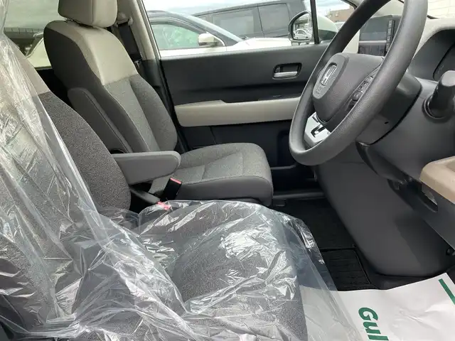 ホンダ フリード AIR 石川県 2024(令6)年 0.9万km パール 純正9型ナビ/フルセグTV/バックカメラ/LEDヘッドライト/両側パワースライドドア/ETC/ホンダセンシング/レーダークルーズ/ドライブレコーダー/スマートキー/プッシュスタート/電動ミラー/保証書