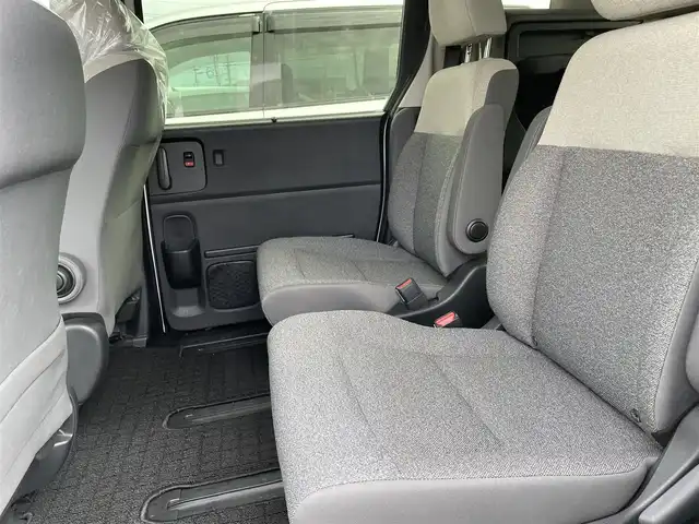 ホンダ フリード AIR 石川県 2024(令6)年 0.9万km パール 純正9型ナビ/フルセグTV/バックカメラ/LEDヘッドライト/両側パワースライドドア/ETC/ホンダセンシング/レーダークルーズ/ドライブレコーダー/スマートキー/プッシュスタート/電動ミラー/保証書