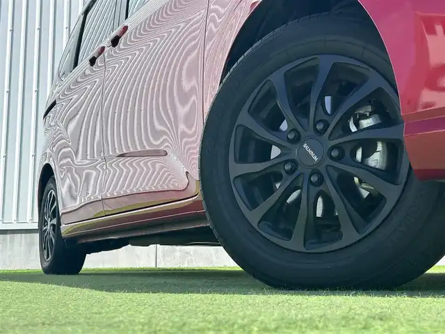 ホンダ フリード G 香川県 2023(令5)年 3.7万km プレミアムクリスタルレッドM 社外９型ナビ　/【CD/DVD/SD/Bluetooth】/地デジ対応TV/バックカメラ/両側電動スライド　/ホンダセンシング　/レーダークルーズコントロール　/ＡＣＣ先行車検知システム　/標識認識機能　/レーンキープアシスト　/社外デジタルインナーミラー　/SDなし/ＬＥＤヘッドライト/オートライト機能/リアロールサンシェード/ウィンカーミラー/ビルトインETC
