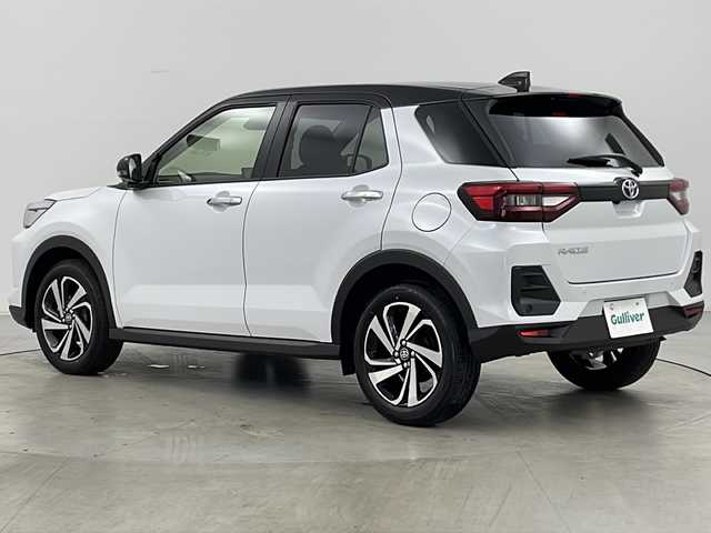 トヨタ ライズ Z 道央・札幌 2025(令7)年 0.1千km ブラックマイカメタリック/シャイニングホワイトパール ・4WD/・寒冷地仕様/・純正ディスプレイオーディオ　/&TV&BT&HDMI&AndroidAuto&AppleCarplay/・全方位カメラ/・スマートアシスト/・クルーズコントロール/・前席シートヒーター/・LEDヘッドライト/・LEDフォグ/・オートマチックハイビーム/・オートライト/・スマートキー/・スペアキー