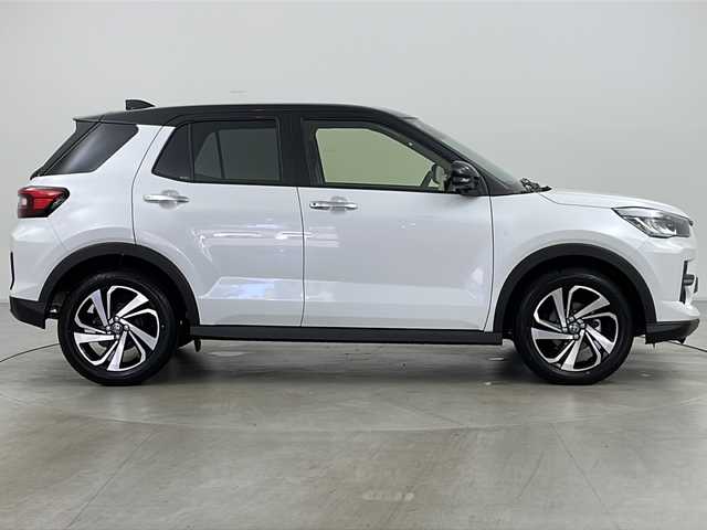 トヨタ ライズ Z 道央・札幌 2025(令7)年 0.1千km ブラックマイカメタリック/シャイニングホワイトパール ・4WD/・寒冷地仕様/・純正ディスプレイオーディオ　/&TV&BT&HDMI&AndroidAuto&AppleCarplay/・全方位カメラ/・スマートアシスト/・クルーズコントロール/・前席シートヒーター/・LEDヘッドライト/・LEDフォグ/・オートマチックハイビーム/・オートライト/・スマートキー/・スペアキー