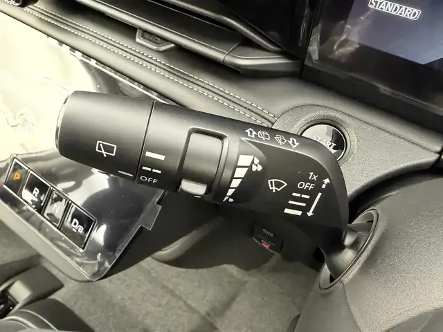 日産 セレナ e－パワー ハイウェイスター V 愛知県 2025(令7)年 0.1千km ブリリアントホワイトパール 登録済未使用車/プロパイロット/１２．３型純正ナビ/ーBT/フルセグTV/AppleCarPlay/AndroidAuto/デジタルインナーミラー/全方位カメラ/ビルトインＥＴＣ２．０/置くだけ充電/両側パワースライドドア/純正16インチアルミ/電子パーキング　/オートホールド/スマートマルチセンターシート/スペアキー/USM挿入口