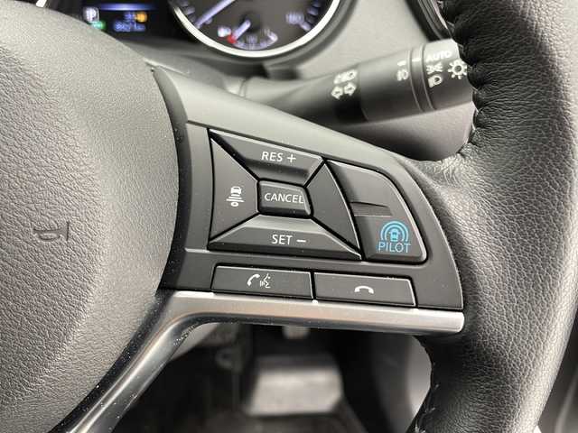 日産 エクストレイル 20Xi 千葉県 2022(令4)年 0.9万km ブリリアントホワイトパール 純正ナビ/フルセグTV/全方位カメラ/衝突被害軽減ブレーキ/レーンキープアシスト/オートハイビーム/コーナーセンサー/LEDヘッドライト/電動リアゲート/ETC/シートヒーター/パワーシート