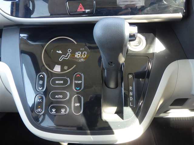 三菱 ｅＫスペース G 千葉県 2014(平26)年 1.5万km アンティークゴールドM 左パワースライドドア/右イージークローザードア/純正SDナビ/地デジTV/【CD再生機能】/バックカメラ/ドライブレコーダー/インテリジェントキー