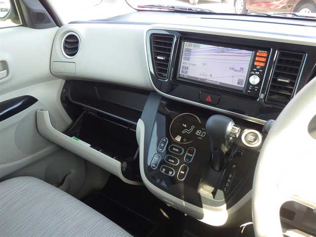 三菱 ｅＫスペース G 千葉県 2014(平26)年 1.5万km アンティークゴールドM 左パワースライドドア/右イージークローザードア/純正SDナビ/地デジTV/【CD再生機能】/バックカメラ/ドライブレコーダー/インテリジェントキー