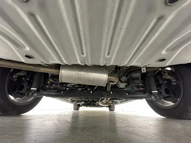 日産 セレナ X V 福島県 2021(令3)年 5.4万km ブリリアントホワイトパール 衝突軽減/・車線逸脱警報/・踏み間違い防止/・後方衝突防止/・後退時車両検知/・標識認識機能/・ブラインドスポットモニター/・クリアランスソナー/純正１０インチマルチナビ/・フルセグTV/BT/SD/CD/DVD/FM/AM/バックカメラ/・全方位カメラ/両側パワースライドドア/追従走行付きクルーズコントロール/LEDオートライト/・フォグライト/3列シート/・ウォークスルー/・ロールサンシェード/・ハーフバックドア/純正アルミホイール付きサマータイヤ/ステアリングリモコン/純正フロアマット/純正ドアバイザー/ウィンカーミラー/・オートミラー/アイドリングストップ/プッシュスタート/・スマートキー