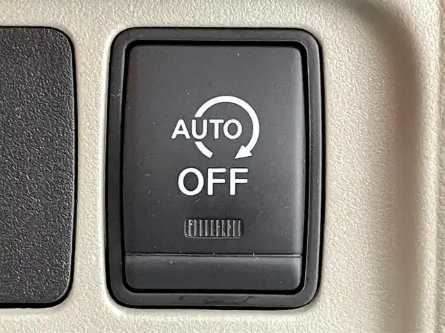 日産 セレナ X V 福島県 2021(令3)年 5.4万km ブリリアントホワイトパール 衝突軽減/・車線逸脱警報/・踏み間違い防止/・後方衝突防止/・後退時車両検知/・標識認識機能/・ブラインドスポットモニター/・クリアランスソナー/純正１０インチマルチナビ/・フルセグTV/BT/SD/CD/DVD/FM/AM/バックカメラ/・全方位カメラ/両側パワースライドドア/追従走行付きクルーズコントロール/LEDオートライト/・フォグライト/3列シート/・ウォークスルー/・ロールサンシェード/・ハーフバックドア/純正アルミホイール付きサマータイヤ/ステアリングリモコン/純正フロアマット/純正ドアバイザー/ウィンカーミラー/・オートミラー/アイドリングストップ/プッシュスタート/・スマートキー