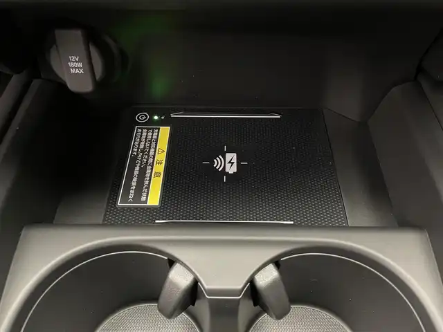 ホンダ ＺＲ－Ｖ ハイブリッド e:HEV Z ブラックスタイル 愛知県 2025(令7)年 0.1千km プラチナホワイトパール 登録済未使用車　純正９型ＤＡナビ　フルセグＴＶ　カープレイ　全方位カメラ　黒革　全席シートヒーター　ＥＴＣ２．０　ワイヤレス充電　ハンドルヒーター　電動リアゲート　ホンダセンシング　衝突軽減　ＢＳＭ　BOSEプレミアムサウンド　メモリシート/登録時走行距離4キロ/e:HEV　Z　ブラックスタイル　Honda CONNECTディスプレー