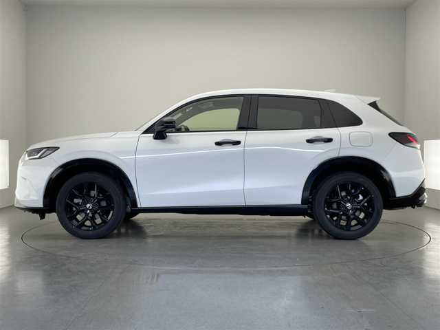 ホンダ ＺＲ－Ｖ ハイブリッド e:HEV Z ブラックスタイル 愛知県 2025(令7)年 0.1千km プラチナホワイトパール 登録済未使用車　純正９型ＤＡナビ　フルセグＴＶ　カープレイ　全方位カメラ　黒革　全席シートヒーター　ＥＴＣ２．０　ワイヤレス充電　ハンドルヒーター　電動リアゲート　ホンダセンシング　衝突軽減　ＢＳＭ　BOSEプレミアムサウンド　メモリシート/登録時走行距離4キロ/e:HEV　Z　ブラックスタイル　Honda CONNECTディスプレー