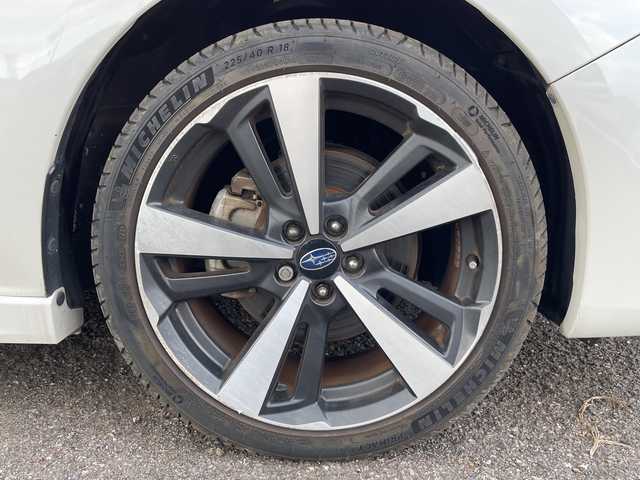 スバル インプレッサ Ｇ４ 2．0i－S アイサイト 新潟県 2017(平29)年 5.8万km クリスタルホワイトP 4WD/純正8インチSDナビ(CN-LR820D)/CD/DVD/BT/フルセグテレビ/SDミュージックサーバー/バックカメラ/ETC/ドライブレコーダー/衝突被害軽減ブレーキ/レーンキープアシスト/レーダークルーズコントロール/パワーシート/パドルシフト/ステアリングスイッチ/スマートキー/プッシュスタート/LEDヘッドライト/オートライト/フォグランプ/純正18インチアルミホイール