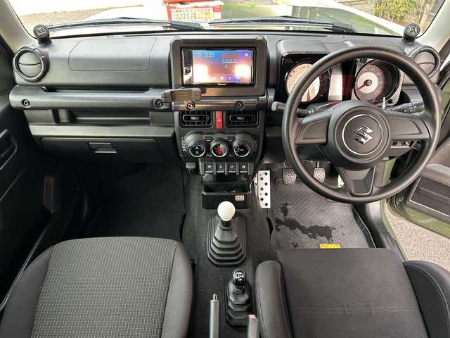 スズキ ジムニー XL 広島県 2019(平31)年 3.8万km ジャングルグリーン 禁煙/純正ディスプレイオーディオ（PVH-9300DVSZS）/・Bluetooth/CD/DVD/スマホ連携/カロッツェリアツイーター/DAMDフロントバンパー/モンスタースポーツリフトアップ/モンスタースポーツサスペンション/ルーフラック/D席BRIDEシート純正シート車載/純正ドアバイザー/電動格納ミラー/タイヤ：オープンカントリー