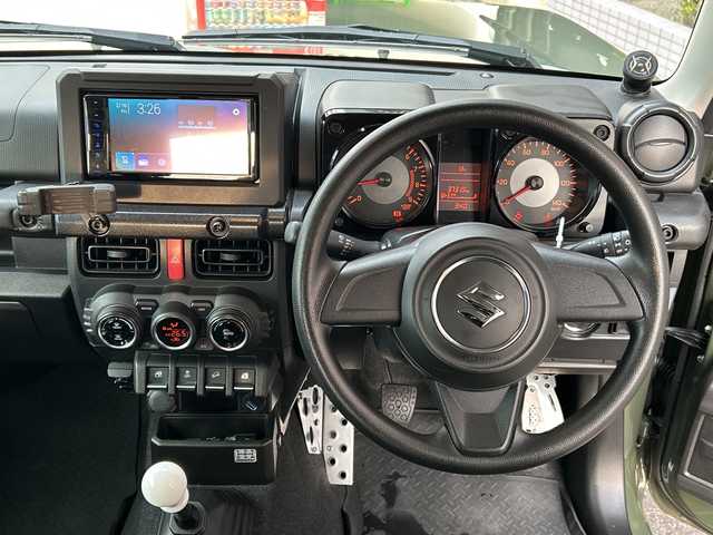 スズキ ジムニー XL 広島県 2019(平31)年 3.8万km ジャングルグリーン 禁煙/純正ディスプレイオーディオ（PVH-9300DVSZS）/・Bluetooth/CD/DVD/スマホ連携/カロッツェリアツイーター/DAMDフロントバンパー/モンスタースポーツリフトアップ/モンスタースポーツサスペンション/ルーフラック/D席BRIDEシート純正シート車載/純正ドアバイザー/電動格納ミラー/タイヤ：オープンカントリー