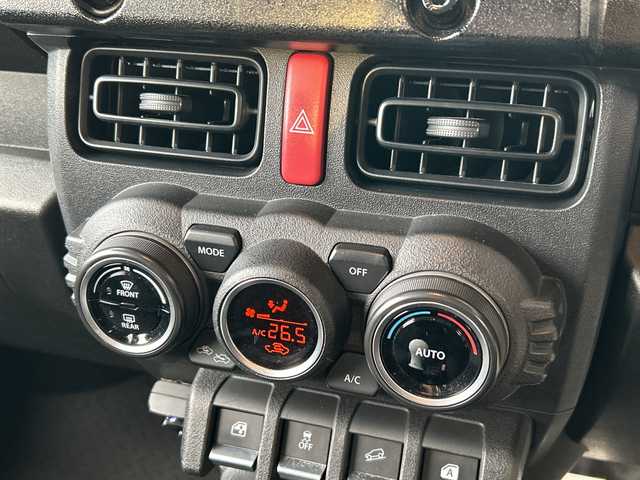 スズキ ジムニー XL 広島県 2019(平31)年 3.8万km ジャングルグリーン 禁煙/純正ディスプレイオーディオ（PVH-9300DVSZS）/・Bluetooth/CD/DVD/スマホ連携/カロッツェリアツイーター/DAMDフロントバンパー/モンスタースポーツリフトアップ/モンスタースポーツサスペンション/ルーフラック/D席BRIDEシート純正シート車載/純正ドアバイザー/電動格納ミラー/タイヤ：オープンカントリー