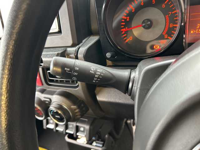 スズキ ジムニー XL 広島県 2019(平31)年 3.8万km ジャングルグリーン 禁煙/純正ディスプレイオーディオ（PVH-9300DVSZS）/・Bluetooth/CD/DVD/スマホ連携/カロッツェリアツイーター/DAMDフロントバンパー/モンスタースポーツリフトアップ/モンスタースポーツサスペンション/ルーフラック/D席BRIDEシート純正シート車載/純正ドアバイザー/電動格納ミラー/タイヤ：オープンカントリー