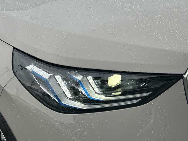 ＢＭＷ ＢＭＷ Ｘ３ 20d xDrive Mスポーツ 佐賀県 2024(令6)年 0.8万km ベージュ 純正14.9インチコントロールディスプレイ/Harman/Kardon/ETC/サラウンドビューカメラシステム/純正20インチアルミホイール/アクティブ・クルーズ・コントロール/ルーフレール/ヘッドアップディスプレイ/パドルシフト/ワイヤレス充電器/パワーバックドア/純正ドライブレコーダー前後/ステアリングヒーター/前席エアシート/全席シートヒーター/前席パワーシート/前席メモリーシート/レザーシート/ブラインドスポットモニター/LEDヘッドライト/スマートキー/スペアキー×１