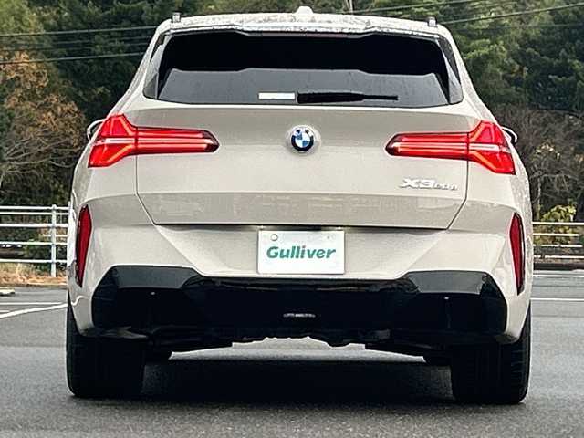 ＢＭＷ ＢＭＷ Ｘ３ 20d xDrive Mスポーツ 佐賀県 2024(令6)年 0.8万km ベージュ 純正14.9インチコントロールディスプレイ/Harman/Kardon/ETC/サラウンドビューカメラシステム/純正20インチアルミホイール/アクティブ・クルーズ・コントロール/ルーフレール/ヘッドアップディスプレイ/パドルシフト/ワイヤレス充電器/パワーバックドア/純正ドライブレコーダー前後/ステアリングヒーター/前席エアシート/全席シートヒーター/前席パワーシート/前席メモリーシート/レザーシート/ブラインドスポットモニター/LEDヘッドライト/スマートキー/スペアキー×１