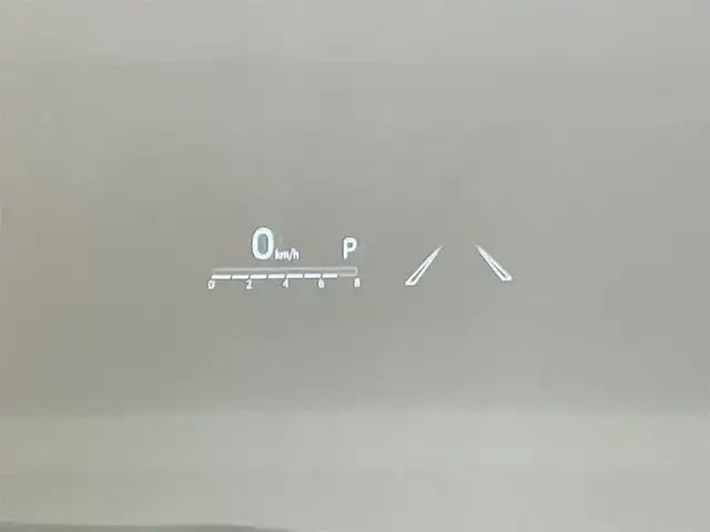 トヨタ カムリ WSレザーパッケージ 愛知県 2021(令3)年 2.2万km アティチュードブラックマイカ 後期　/純正９インチナビ　/（AM/FM/USB/Bluetooth/Miracast/スマホ接続）/パノラミックビューモニター　/トヨタセーフティセンス　/　　-衝突軽減ブレーキ/　　-レーダークルーズコントロール/　　-レーンキープアシスト/　　-オートマチックハイビーム/　　-ロードサインアシスト/先行車発進告知/シートヒーター　/ビルトインＥＴＣ２．０　/ブラインドスポットモニター　/ヘッドアップディスプレイ　/クリアランスソナー/パドルシフト　/パワーシート　/ＬＥＤヘッドライト/LEDフォグランプ/純正フロアマット/ドライブレコーダー