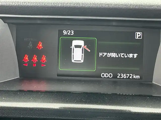 車両画像12