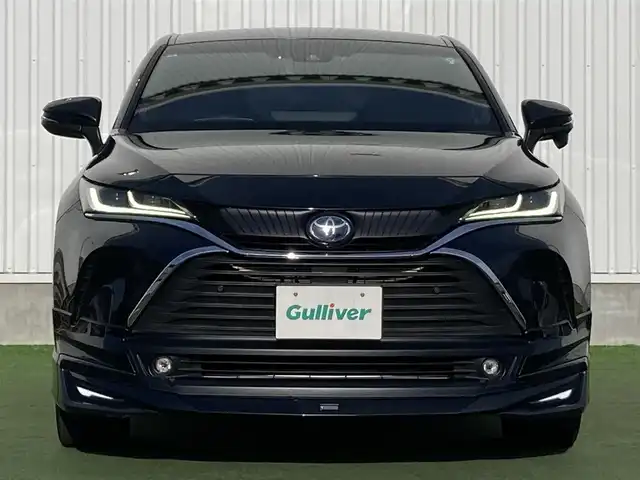 トヨタ ハリアー ハイブリッド Z 香川県 2021(令3)年 5.9万km プレシャスブラックパール 純正12.3インチディスプレイオーディオ/プレミアムサウンドJBL/Bluetooth/フルセグTV/運転席パワーシート/ハンズフリーパワーバックドア/バックカメラ/ビルトインETC2.0/セーフティセンス/・プリクラッシュセーフティ/・レーントレーシングアシスト/・レーダークルーズコントロール/・アダプティブハイビームシステム/・ロードサインアシスト/ブラインドスポットモニター/クリアランスソナー/LEDヘッドランプ/オートライト/オートエアコン/デジタルインナーミラー/置くだけ充電/ヘッドアップディスプレイ/オートブレーキホールド/本革巻きステアリング/ステアリングスイッチ/純正19インチアルミホイール/モデリスタエアロ/スマートキー/スマートエントリー/スタートシステム