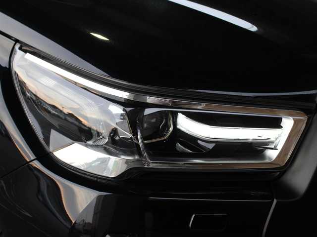 トヨタ ハイラックス Z 愛知県 2021(令3)年 4.7万km アティチュードブラックマイカ スマートキー＆プッシュスタート/純正SDナビ/ワンセグTV/CD/Bluetoothオーディオ/バックカメラ/ETC/社外トノカバー（三つ折りタイプ）/JAOSフロントコイル（純正あり）/純正LEDヘッドランプ/純正LEDフォグランプ/純正17インチアルミホイール/プリクラッシュセーフティ/レーンデパーチャーアラート/クリアランスソナー/レーダークルーズコントロール/ダウンヒルアシストコントロール/アクセサリーソケット/リアデフロック/車両取説/ナビ取説/新車時保証書/スペアキーあり