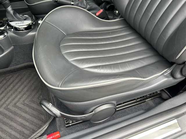 ＭＩＮＩ ミニ クーパー S パークレーン 大阪府 2007(平19)年 8.6万km グレー 黒革/シートヒーター/ETC/CD/禁煙車/リモコンキー/純正16インチAW