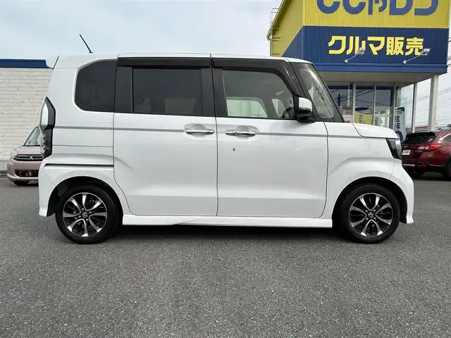 ホンダ Ｎ ＢＯＸ カスタム G L ホンダセンシング 群馬県 2019(平31)年 12.3万km プラチナホワイトパール (株)IDOMが運営する【じしゃロン伊勢崎店】の自社ローン専用車両になりますこちらは現金またはオートローンご利用時の価格です。自社ローンご希望の方は別途その旨お申付け下さい/ホンダセンシング/純正メモリーナビゲーション/バックカメラ/CD/DVD/SD/BT/DTV/USB/ETC/左パワースラアイドドア/オートライト/ドアバイザー/純正フロアマット