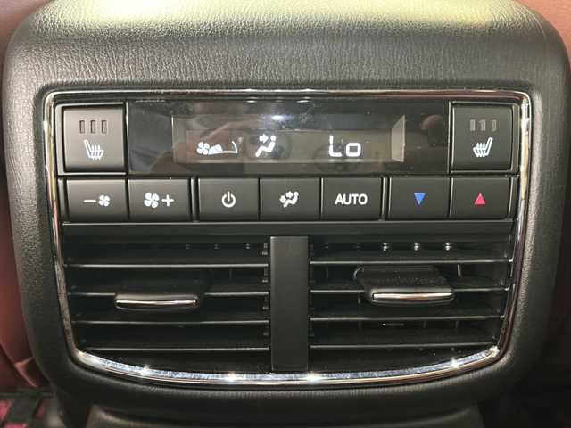 マツダ ＣＸ－８ XD スポーツアピアランス 新潟県 2023(令5)年 2万km ジェットブラックマイカ マツダコネクトナビ/３６０°ビューモニター/サンルーフ/衝突軽減/ブラインドスポット/レーンキープアシスト/シートヒーター/パワーシート/パワーバックドア/ＥＴＣ/ワイヤレス充電器