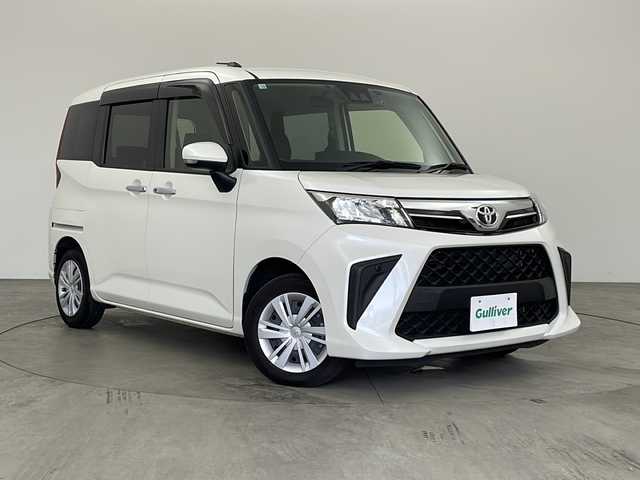 トヨタ ルーミー G 兵庫県 2023(令5)年 2.3万km パールホワイトⅢ ・社外ナビ&Bluetooth&CD/DVD/SD&USB/ipod&TV/・バックカメラ/・ビルトインETC/・スマートアシスト/・プリクラッシュセーフティ/・レーンキープアシスト/・誤発進抑制機能/・前後コーナーセンサー/・盗難防止装置/・クリアランスソナー/・アイドリングストップ/・オートライト/・LEDヘッドライト/・両側パワースライドドア/・前方ドライブレコーダー/・社外フロアマット/・type Cソケット/・Wエアバック/・ステアリングスイッチ/・全席シートカバー/・スマートキー/・AACエアコン/・エンジンスタートボタン