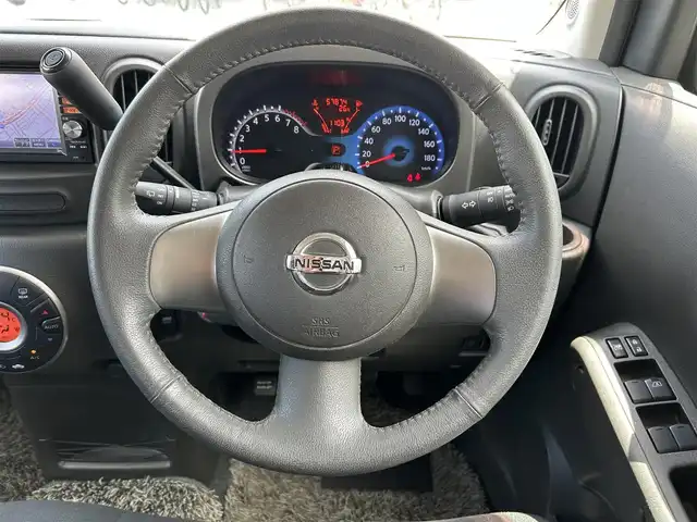 日産 キューブ 15X Vセレクション 愛知県 2014(平26)年 5.8万km ブリリアントホワイトパール 純正ナビ/Bluetooth/フルセグテレビ/ビルトインETC/オートライト/プッシュスタート/電格ミラー/ドアバイザー/取説、保証書、スペアキー