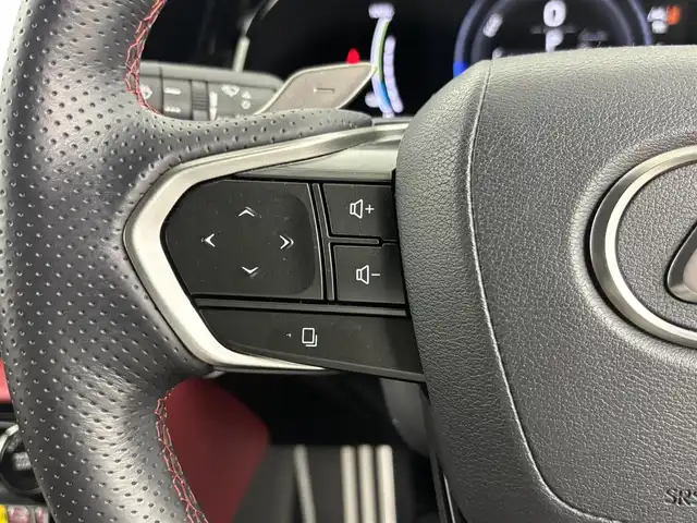 レクサス ＮＸ 450h+ Fスポーツ 埼玉県 2023(令5)年 3.1万km ホワイトノーヴァガラスフレーク ワンオーナー/レクサスセーフティシステム+/・プリクラッシュセーフティ/・レーダークルーズコントロール/・レーントレーシングアシスト/・アダプティブハイビーム/・ブラインドスポットモニター/・パーキングサポートブレーキ/・安心降車アシスト/パノラマルーフ/純正14インチディスプレイオーディオ/（フルセグTV/USB/BT/AM/FM）/パノラミックビューモニター/パワーバックドア/オレンジブレーキキャリパー/TRDドアミラーカバー/ビルトイン2.0ETC/レザーシート/シートヒーター/エアーシート/D席メモリ付パワーシート/D/N席パワーシート/ステアリングヒーター/パドルシフト/革巻きステアリング/ステアリングスイッチ/ヘッドアップディスプレイ/電動パーキングブレーキ/オートホールド/LEDヘッドライト/純正20インチAW