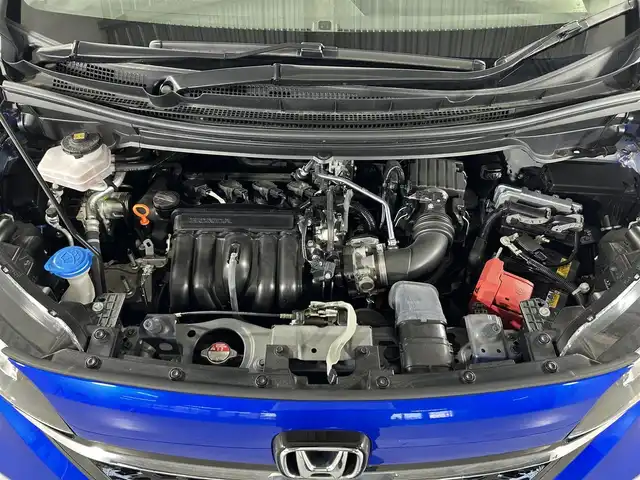 ホンダ フリード＋ ハイブリット G 佐賀県 2023(令5)年 1.1万km プレミアムクリスタルブルークリスタル 純正7インチナビ/CD/AM/FM/フルセグTV/両側パワースライドドア/衝突軽減ブレーキ/横滑り防止/レーンキープアシスト/追従付きクルーズコントロール/シートヒーター/前後ドライブレコーダー/LEDヘッドライト/ゴムマット/ビルトインETC/USB入力端子/純正15インチアルミホイール/バックカメラ/スマートキー