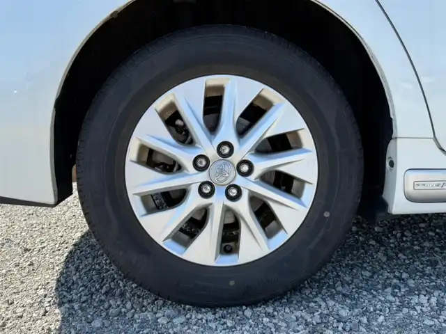 トヨタ プリウス ＰＨＶ G レザーパッケージ 山梨県 2014(平26)年 5.5万km ホワイトパールクリスタルシャイン 純正ナビ(Bluetooth/CD/DVD)/フルセグTV/バックモニター/ビルトインETC/レーダークルーズコントロール/ミリ波レーダー方式プリクラッシュセーフティ/インテリジェントパーキングアシスト/LEDヘッドランプ/オートライト/オートエアコン/本革巻きステアリング/ステアリングヒーター/ブラック革シート/前席パワーシート/快適温熱シート/純正15インチアルミホイール/スマートエントリー/スタートシステム/禁煙車