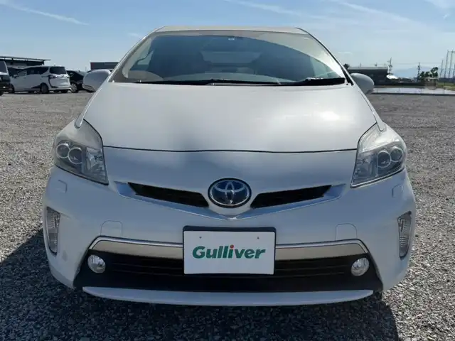 トヨタ プリウス ＰＨＶ G レザーパッケージ 山梨県 2014(平26)年 5.5万km ホワイトパールクリスタルシャイン 純正ナビ(Bluetooth/CD/DVD)/フルセグTV/バックモニター/ビルトインETC/レーダークルーズコントロール/ミリ波レーダー方式プリクラッシュセーフティ/インテリジェントパーキングアシスト/LEDヘッドランプ/オートライト/オートエアコン/本革巻きステアリング/ステアリングヒーター/ブラック革シート/前席パワーシート/快適温熱シート/純正15インチアルミホイール/スマートエントリー/スタートシステム/禁煙車