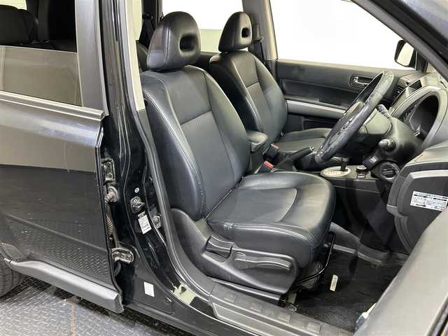 日産 エクストレイル 20Xtt 愛媛県 2010(平22)年 8.6万km ダイヤモンドブラック ワンオーナー  /社外SDナビ【HS310D-A】/フルセグTV/Bluetooth/DVD/バックカメラ/クルーズコントロール/ETC/全席シートヒーター/ダウンヒルアシストコントロール/スペアキーX1/保証書/取扱説明書