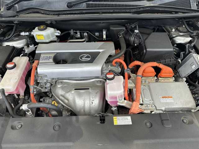 レクサス ＮＸ 300h バージョンL 滋賀県 2015(平27)年 7万km ソニックチタニウム 禁煙車/純正ナビ/バックカメラ/サイドカメラ/前方ドライブレコーダー/パワーシート/シートヒーター/シートクーラー/ステアリングヒーター/本革シート/レーダークルーズコントロール/レーンキープアシスト/パドルシフト/ステアリングスイッチ