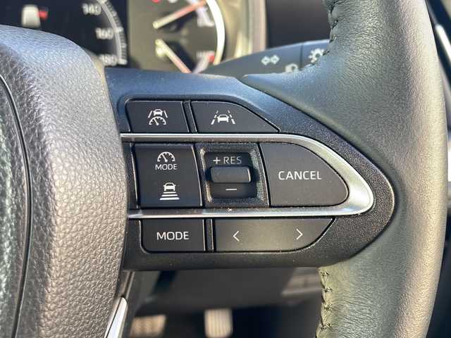 トヨタ ヴォクシー S－Z 山口県 2024(令6)年 1.2万km アティチュードブラックマイカ 純正８型DA（Apple CarPlay）/バックカメラ/純正13.2型フリップダウンモニター/フルセグTV/両側パワースライドドア/ハーフレザーシート/前席シートヒーター/純正13.2型フリップダウンモニター/ETC2.0/純正１７インチアルミホイール/トヨタセーフティーセンス/・プリクラッシュセーフティ/・レーントレーシングアシスト/・レーンディパーチャーアラート/・レーダークルーズコントロール/・アダプティブハイビームシステム／オートマチックハイビーム/・ロードサインアシスト/・ドライバー異常時対応システム/・プロアクティブドライビングアシスト/・発進遅れ告知機能/・緊急時操舵支援（アクティブ操舵機能付）/・フロントクロストラフィックアラート/・レーンチェンジアシスト