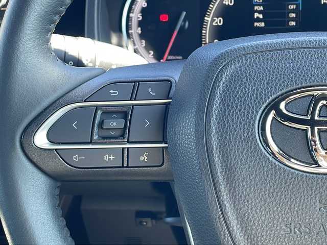 トヨタ ヴォクシー S－Z 山口県 2024(令6)年 1.2万km アティチュードブラックマイカ 純正８型DA（Apple CarPlay）/バックカメラ/純正13.2型フリップダウンモニター/フルセグTV/両側パワースライドドア/ハーフレザーシート/前席シートヒーター/純正13.2型フリップダウンモニター/ETC2.0/純正１７インチアルミホイール/トヨタセーフティーセンス/・プリクラッシュセーフティ/・レーントレーシングアシスト/・レーンディパーチャーアラート/・レーダークルーズコントロール/・アダプティブハイビームシステム／オートマチックハイビーム/・ロードサインアシスト/・ドライバー異常時対応システム/・プロアクティブドライビングアシスト/・発進遅れ告知機能/・緊急時操舵支援（アクティブ操舵機能付）/・フロントクロストラフィックアラート/・レーンチェンジアシスト