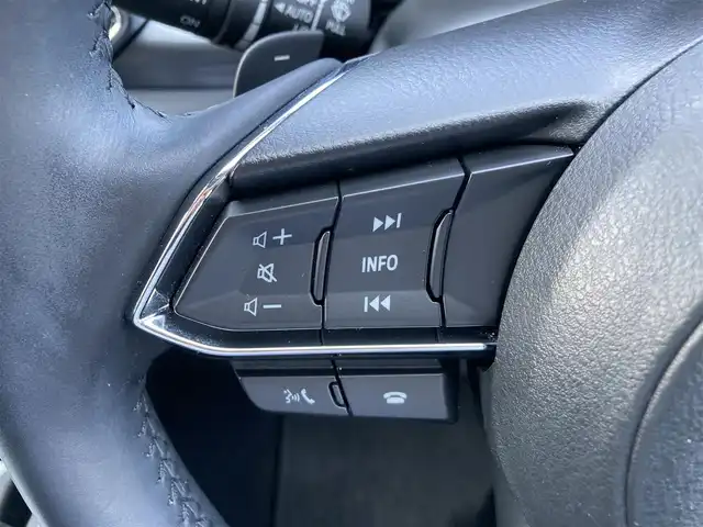 マツダ ＣＸ－５ 20S プロアクティブ 千葉県 2022(令4)年 2.3万km ジェットブラックマイカ 純正メモリナビ/(BT FM AM)/全周囲カメラ/前後ドライブレコーダー/衝突被害軽減システム/車線逸脱警報/クルーズコントロール/ETC/アイドリングストップ/LEDヘッドライト/フォグランプ/オートライト/ウィンカーミラー/電動格納ミラー/純正17インチAW/シートヒーター/シートリフター/ステアリングヒーター/電動リアゲート/プッシュスタート/スマートキー/フロアマット/取扱説明書